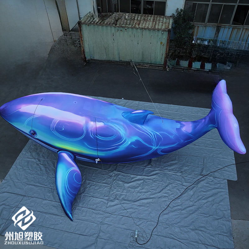 Marine Life Aquariums - حوت أزرق قابل للنفخ، يستخدم كقطعة