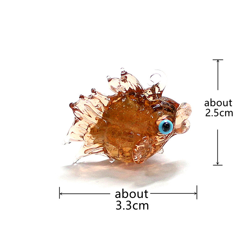 وقد استُخدِمَت محلتان صغيرتان  - مراجعة Marine Aquarium Europe وسعره